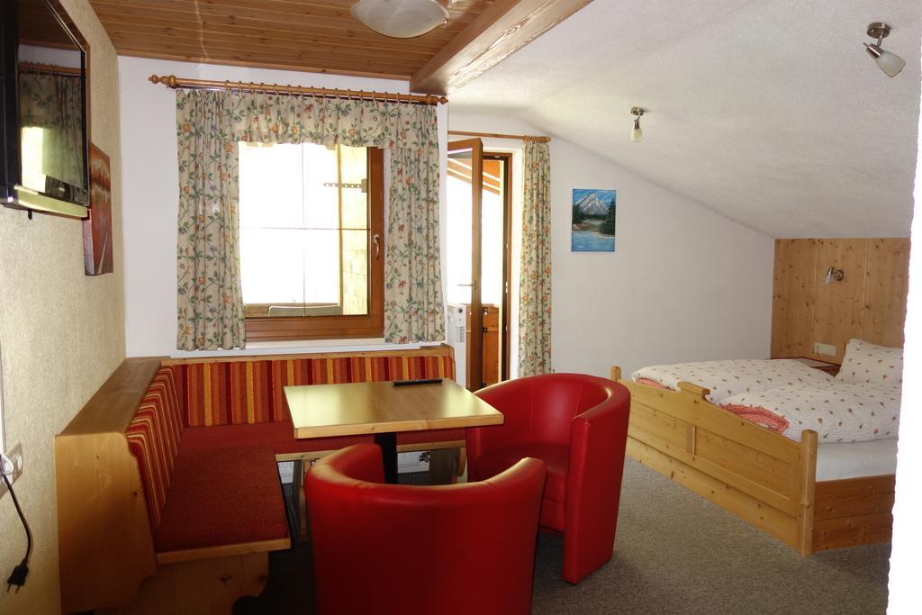 Ferienhaus Inge Sankt Leonhard im Pitztal Exterior photo
